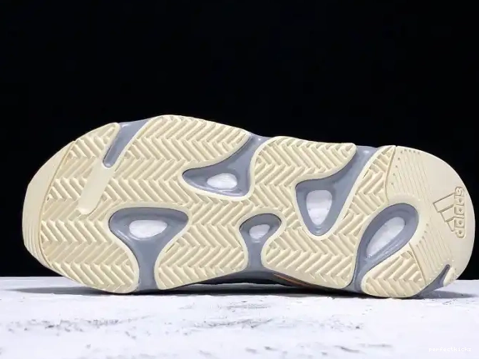 700 Boost Yeezy EQ7597 Adidas Inertia